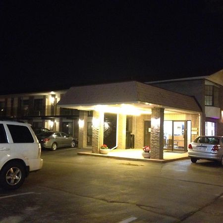 Oasis Motel By The Falls Niagara-Fälle Exterior foto