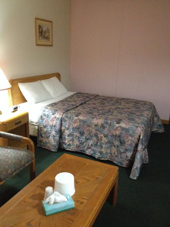 Oasis Motel By The Falls Niagara-Fälle Zimmer foto